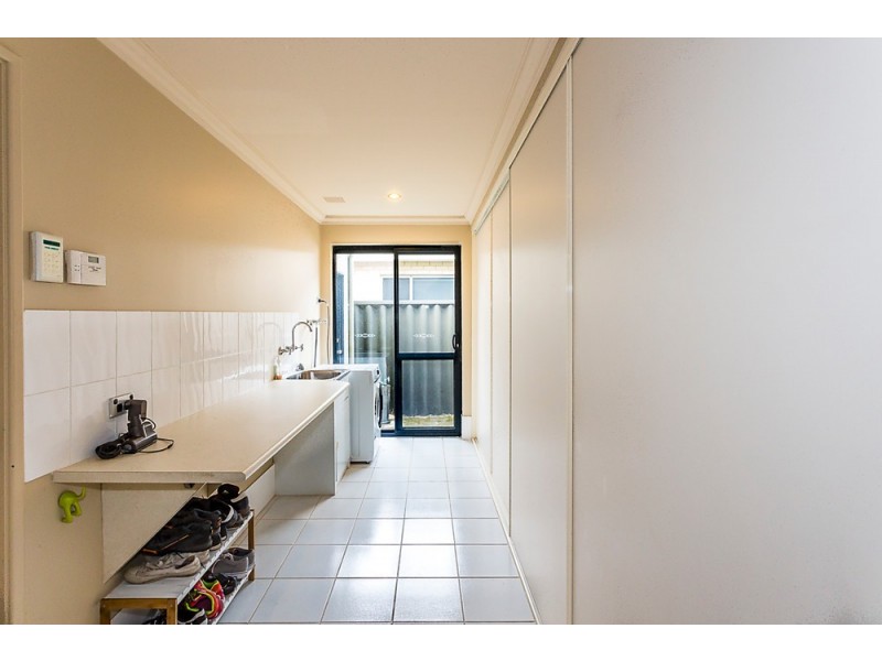 12 Anvils Circle, Secret Harbour WA 6173