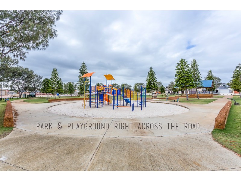 12 Anvils Circle, Secret Harbour WA 6173