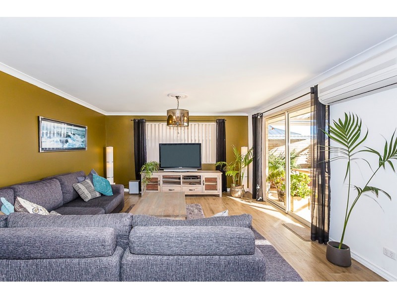 1 Bertholet Rise, Secret Harbour WA 6173