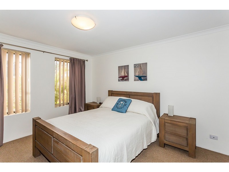 1 Bertholet Rise, Secret Harbour WA 6173