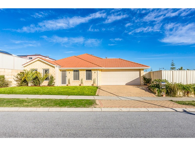1 Bertholet Rise, Secret Harbour WA 6173