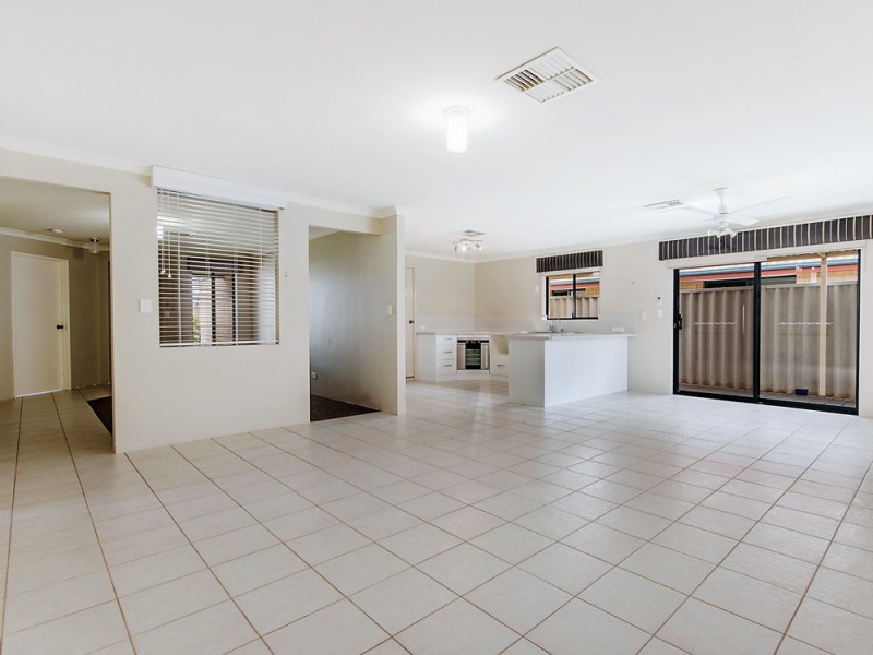 10 Tahoe Street, Secret Harbour WA 6173