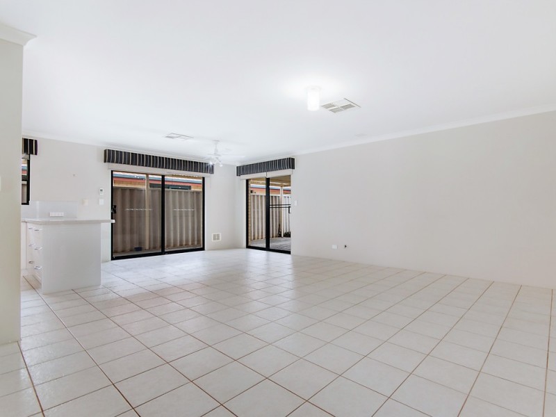 10 Tahoe Street, Secret Harbour WA 6173