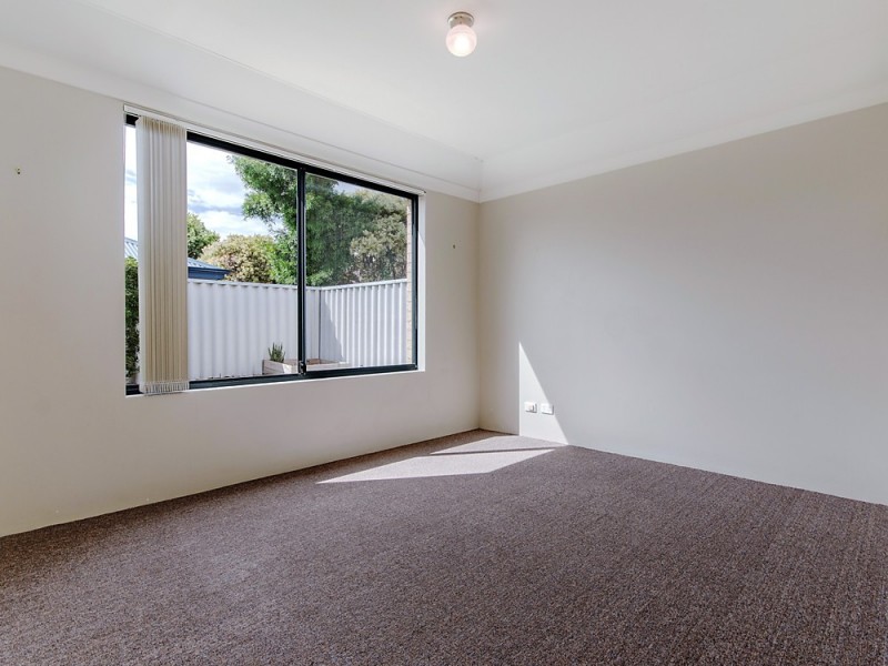 10 Tahoe Street, Secret Harbour WA 6173