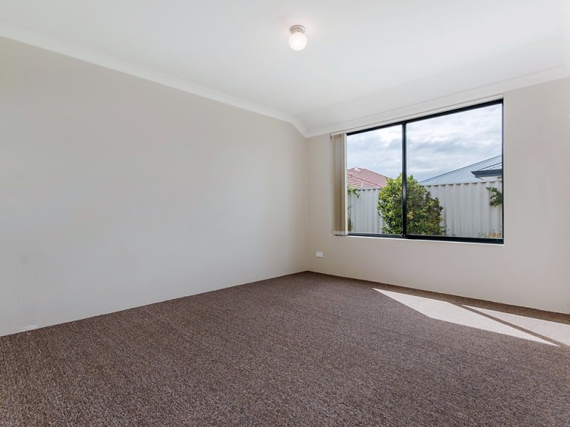 10 Tahoe Street, Secret Harbour WA 6173