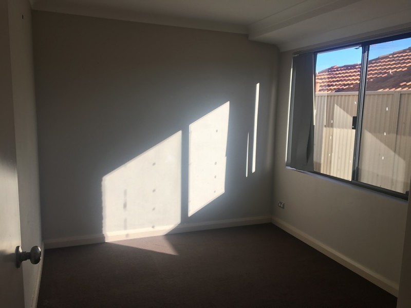 8 McKenzie Corner, Bertram WA 6167