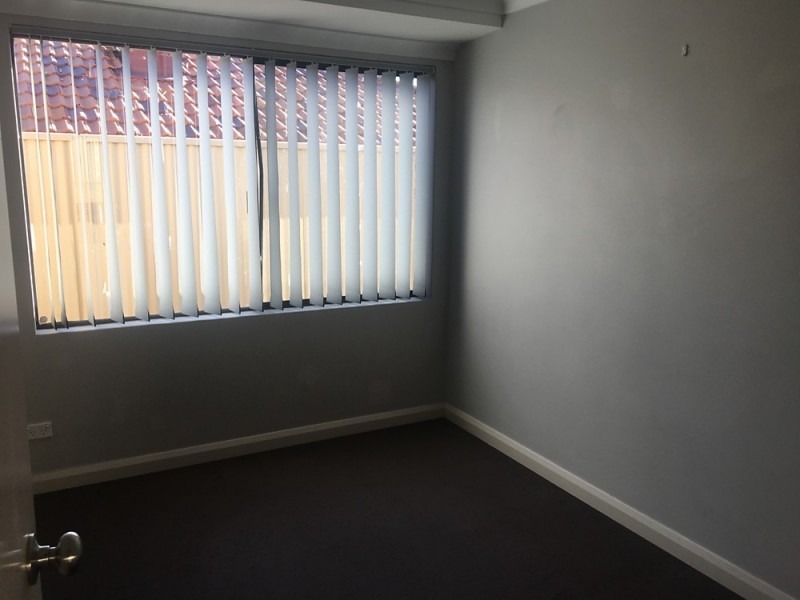 8 McKenzie Corner, Bertram WA 6167