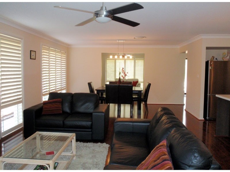 25 Augusta Place, Medowie NSW 2318