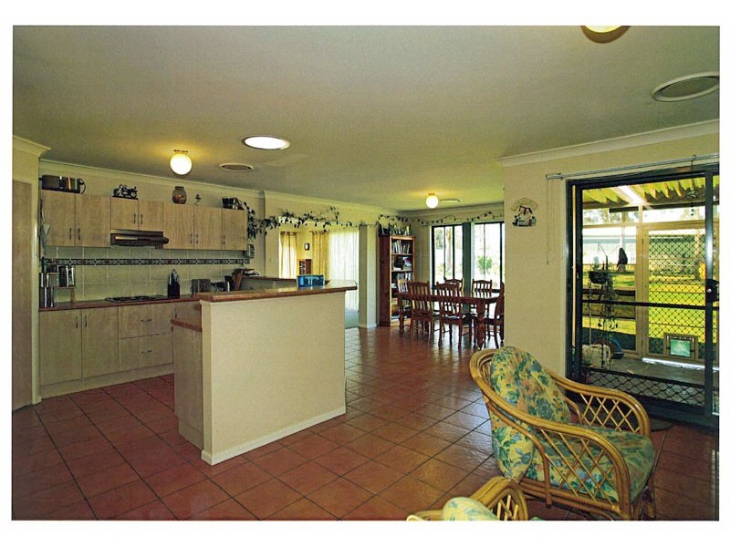 6 Hilltop Close, Medowie NSW 2318