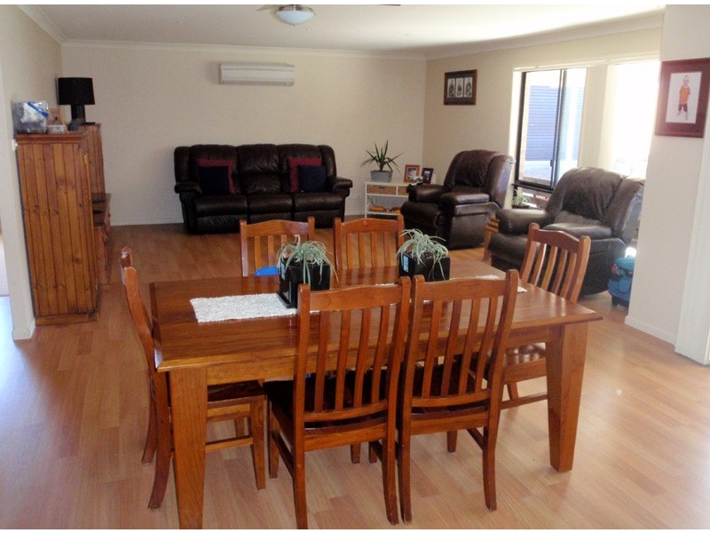 38 Creighton Drive, Medowie NSW 2318