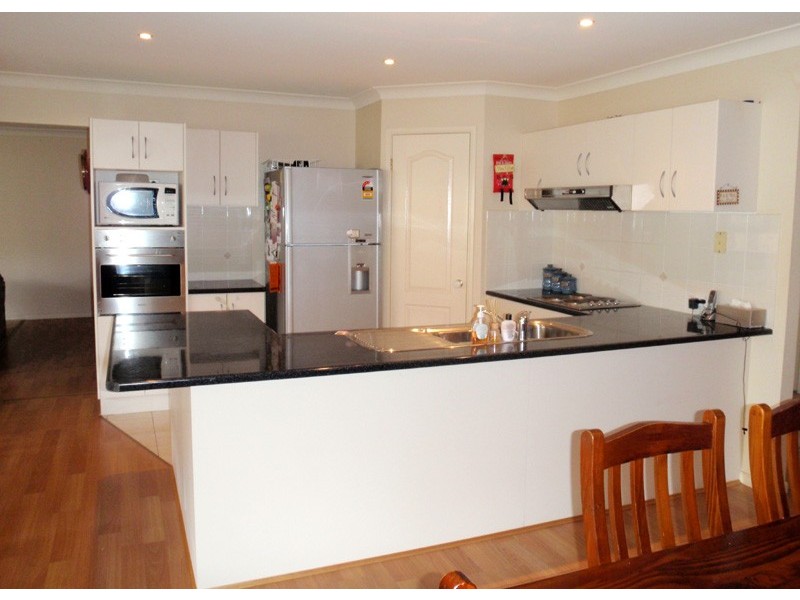 38 Creighton Drive, Medowie NSW 2318