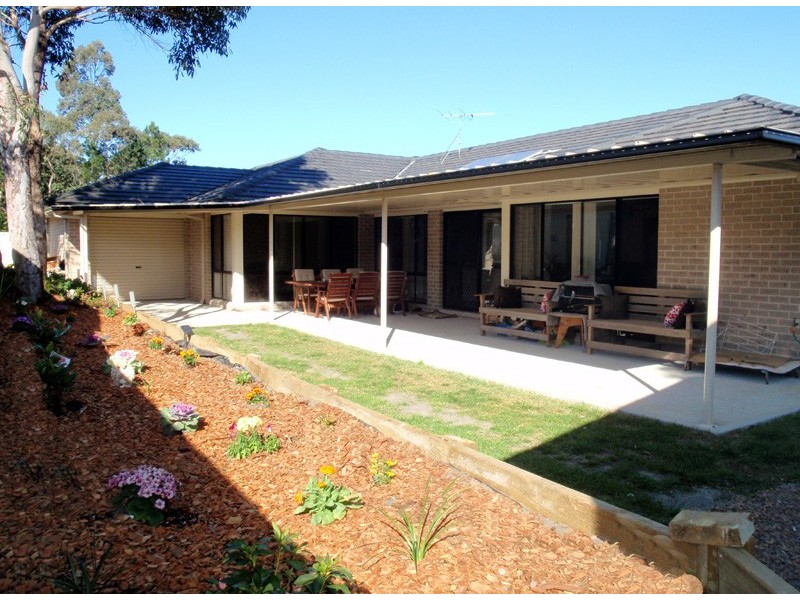 38 Creighton Drive, Medowie NSW 2318