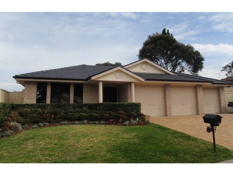 38 Creighton Drive, Medowie NSW 2318