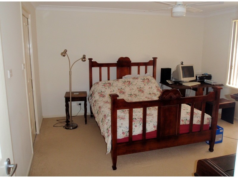 17 Grevillea Dr, Medowie NSW 2318