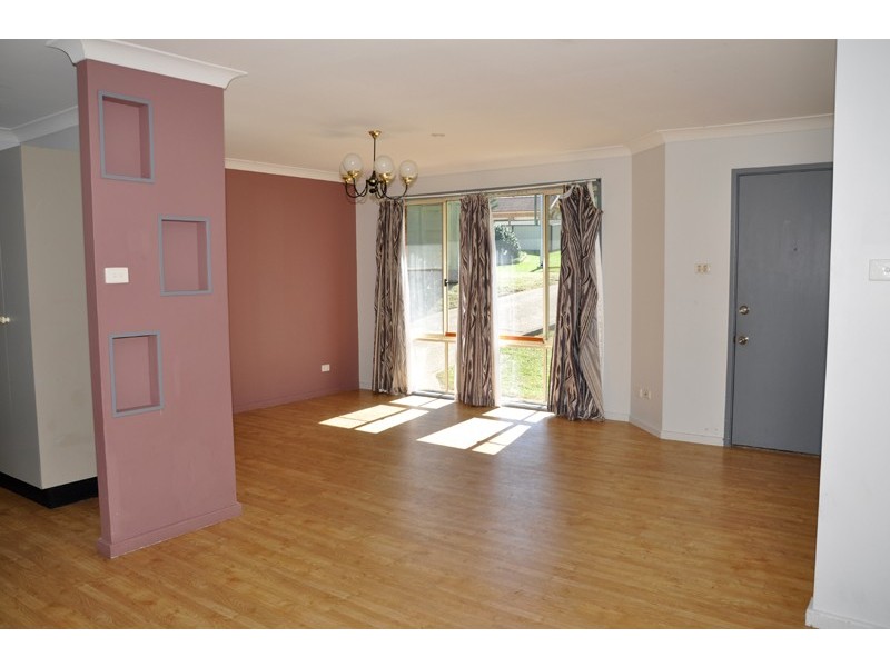 8 Laurina St, Medowie NSW 2318