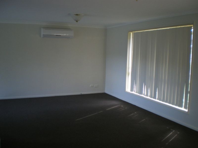 28 Creighton Drive, Medowie NSW 2318