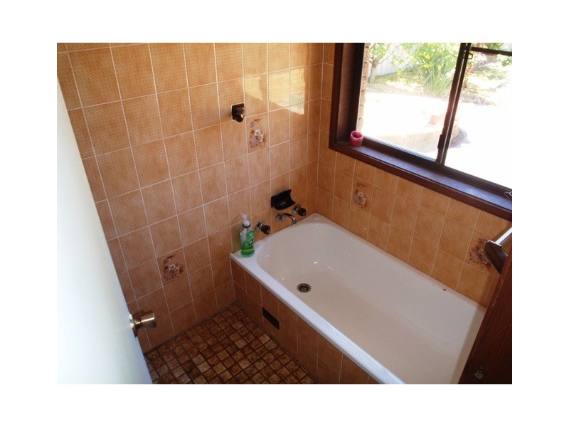 24 Strathmore Road, Mallabula NSW 2319