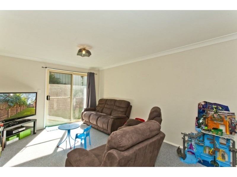 4/7 Laurina Street, Medowie NSW 2318