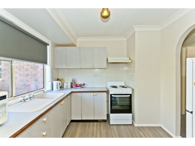 4/7 Laurina Street, Medowie NSW 2318
