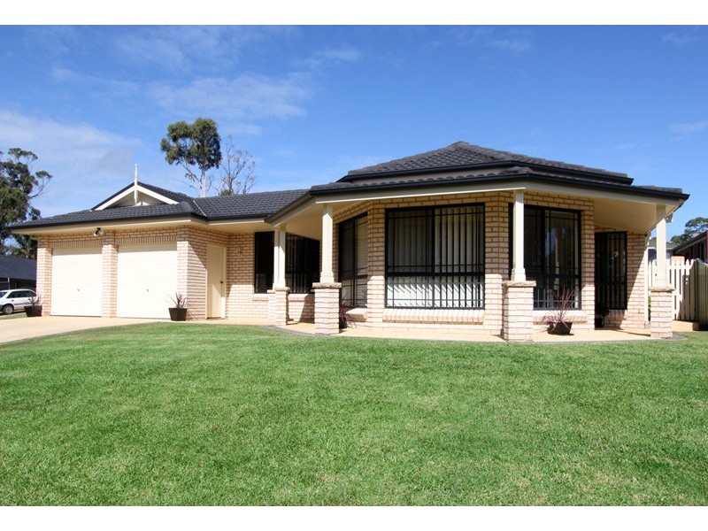 8 Geebung Close, Medowie NSW 2318