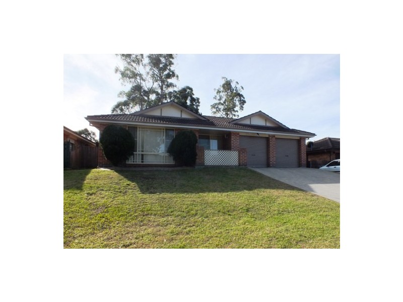 15 Creighton DRIVE, Medowie NSW 2318