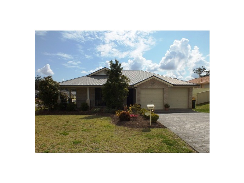 1 Pamelia Close, Medowie NSW 2318