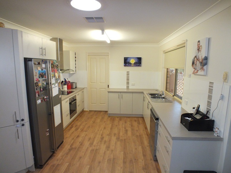 41 Rosewood Dr, Medowie NSW 2318