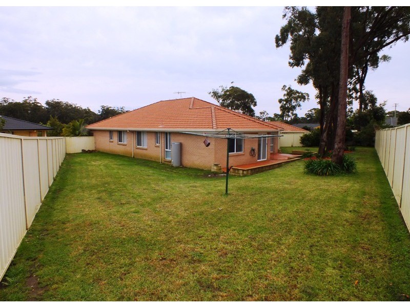 8 Jarrah Close, Medowie NSW 2318