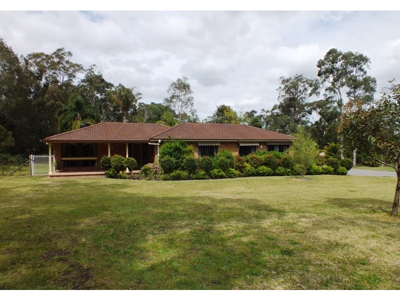 4 Court Road, Medowie NSW 2318