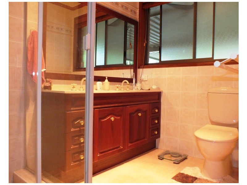 4 Court Road, Medowie NSW 2318
