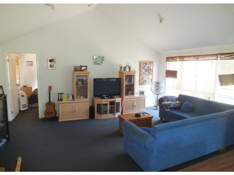 6 Valerie Road, Salt Ash NSW 2318