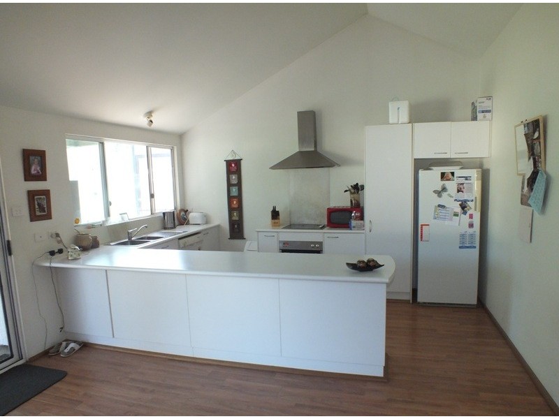 6 Valerie Road, Salt Ash NSW 2318