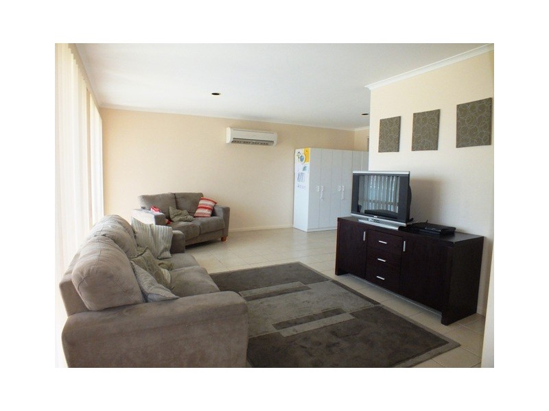 17 Rosewood Drive, Medowie NSW 2318