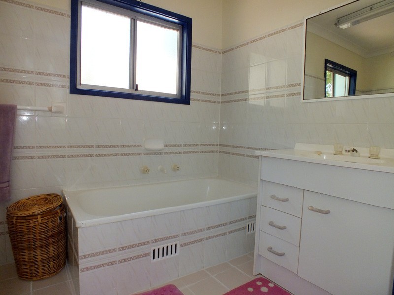 59 Abundance Rd, Medowie NSW 2318