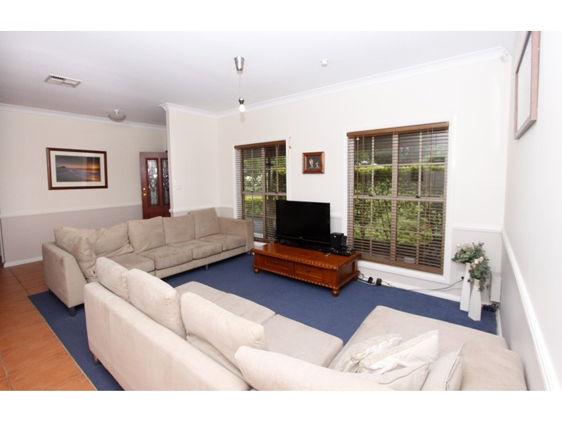 27 Ford Avenue, Medowie NSW 2318