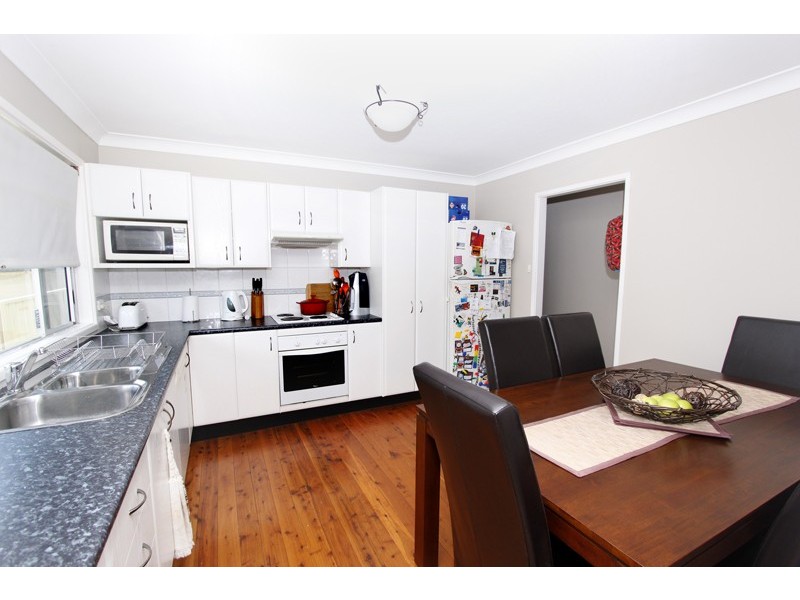 13 Brushbox Ave, Medowie NSW 2318