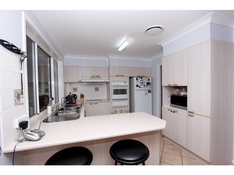 19 Laurina St, Medowie NSW 2318