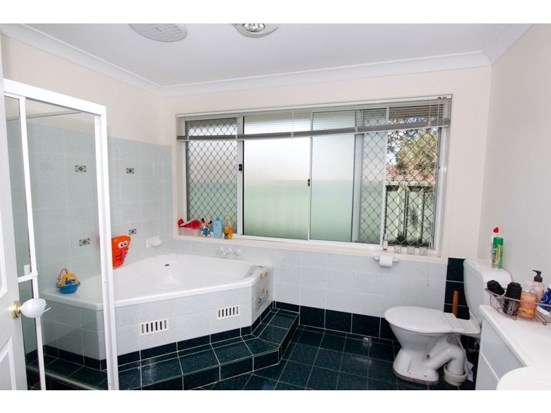 19 Laurina St, Medowie NSW 2318