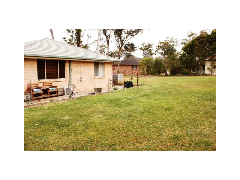 4 Barton Close, Medowie NSW 2318
