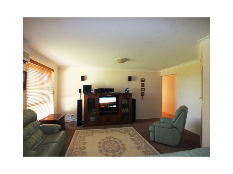 24 Sylvan Avenue, Medowie NSW 2318