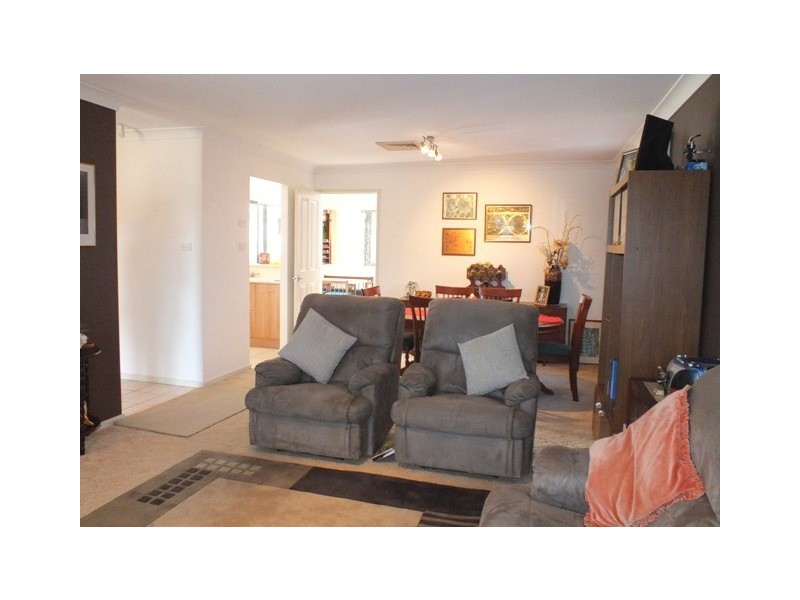 3 Sandalwood Drive, Medowie NSW 2318