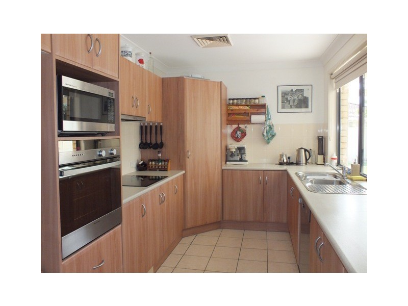 3 Sandalwood Drive, Medowie NSW 2318