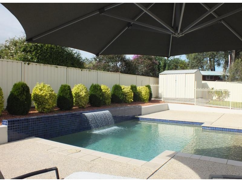 3 Sandalwood Drive, Medowie NSW 2318