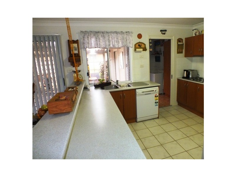 6 Sandalwood Drive, Medowie NSW 2318