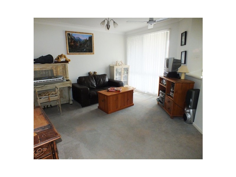 6 Sandalwood Drive, Medowie NSW 2318