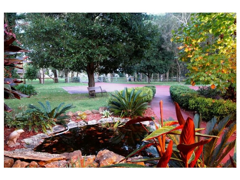 37 Rookes Road, Salt Ash NSW 2318