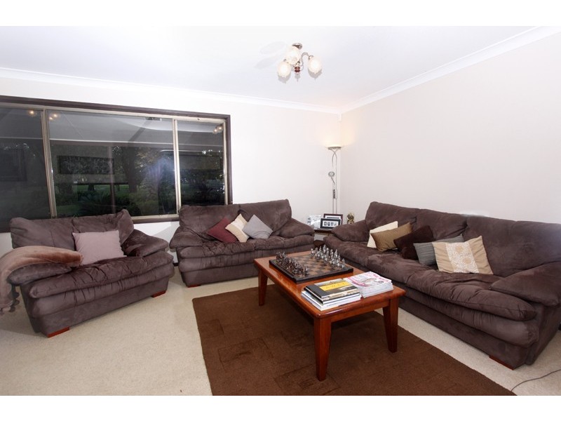 37 Rookes Road, Salt Ash NSW 2318