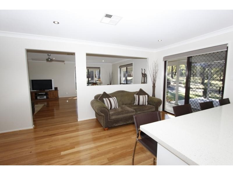 12 Evans Road, Medowie NSW 2318