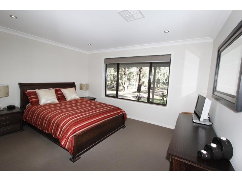 12 Evans Road, Medowie NSW 2318
