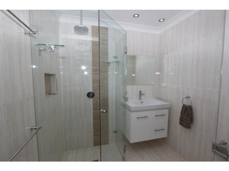12 Evans Road, Medowie NSW 2318